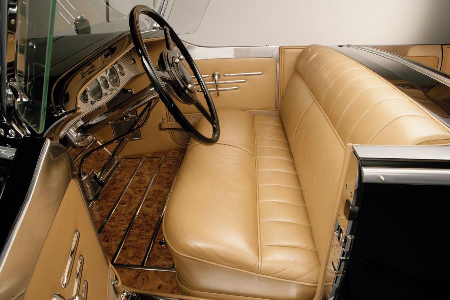  Duesenberg J444/2456 Tourster LWB by Derham 1931 года  (фото 14 из 34)